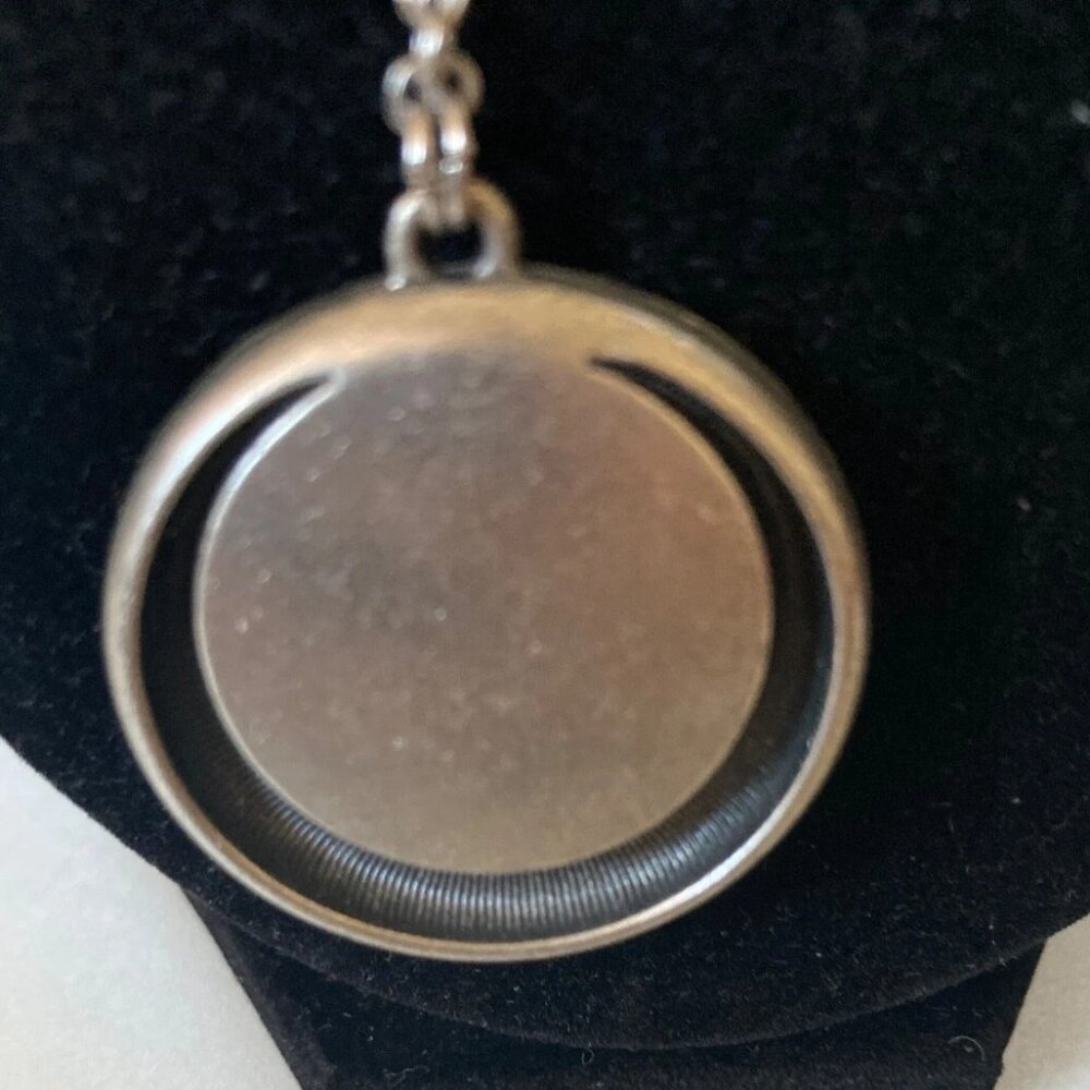 Vintage American Eagle Outfitters aeo Crystal Pendant Necklace Silver tone Chain - Picture 4 of 6
